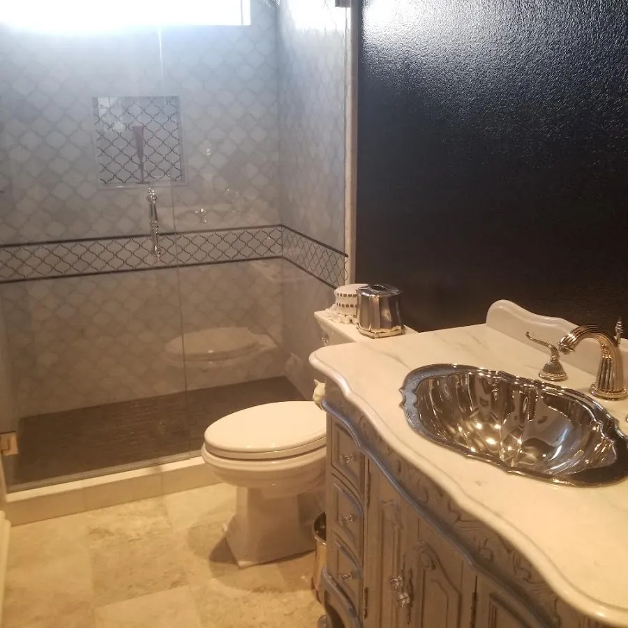 Professional plumbing work and bathroom remodeling in Victoria